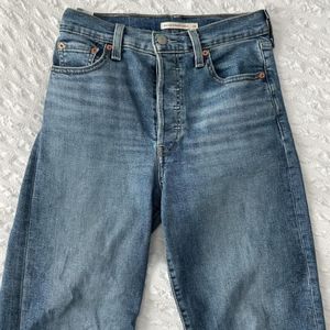 Levi's Ribcage Denim Size 26